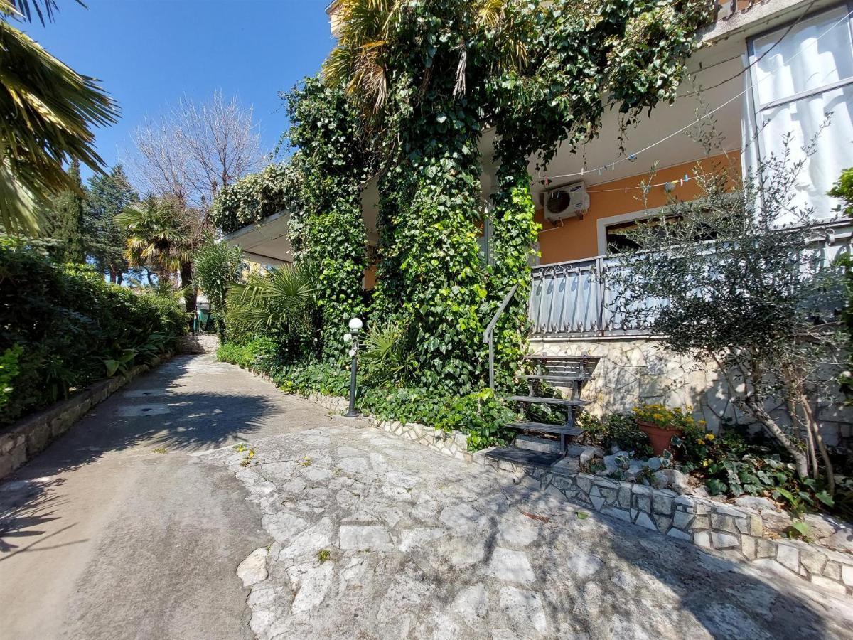Apartments Faran Crikvenica Exterior foto