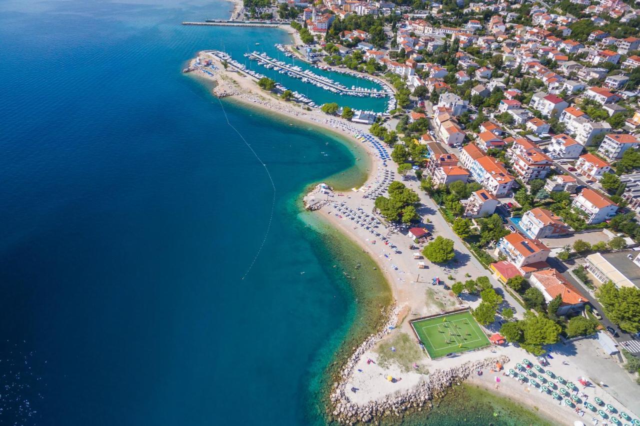Apartments Faran Crikvenica Exterior foto